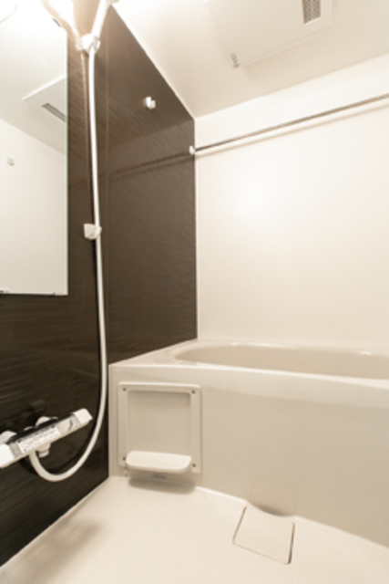 バス・シャワールーム　※写真は同タイプ住戸です。