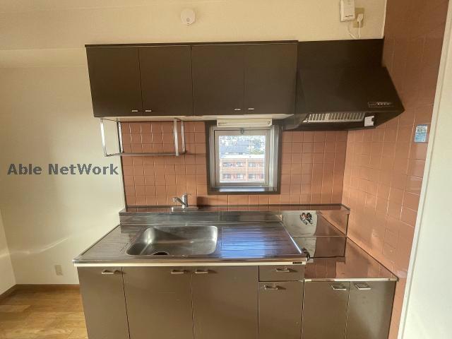 キッチン　※同物件、別部屋の写真です
