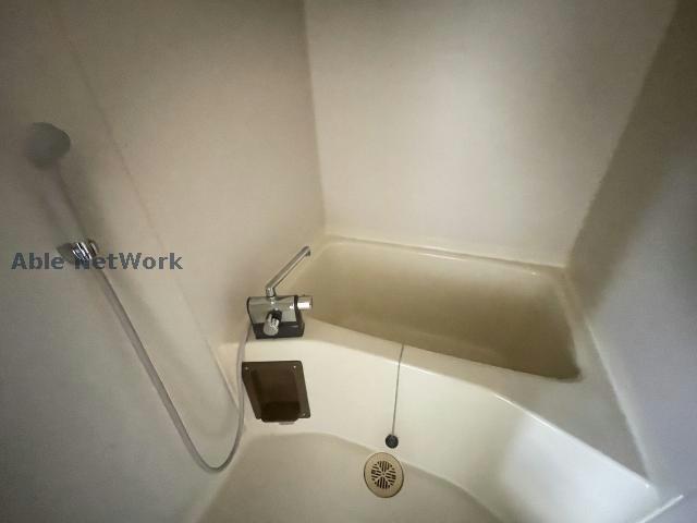 バス・シャワールーム　※同物件、別部屋の写真です