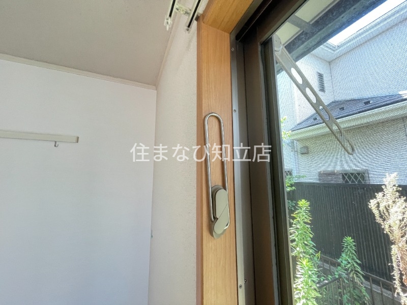 居室・リビング　別室同型写真