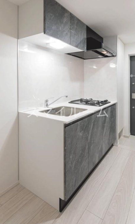 キッチン　別部屋参考写真となります。