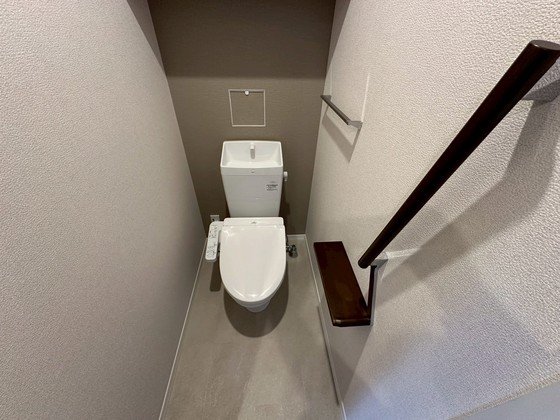 トイレ　※内装イメージです