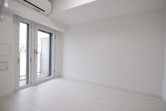 居室・リビング　★内装設備★