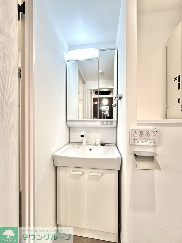 洗面設備　お部屋探しは株式会社　タウンハウジング　までお気軽にお問合…