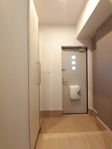 玄関　明るい玄関です