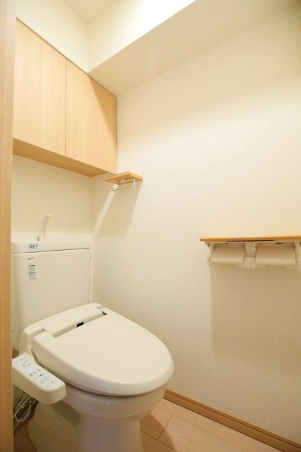 トイレ　トイレもきれいです