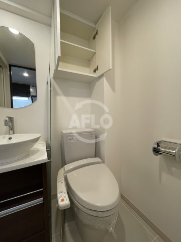 トイレ　アーデン京町堀ウエスト　温水洗浄便座あり