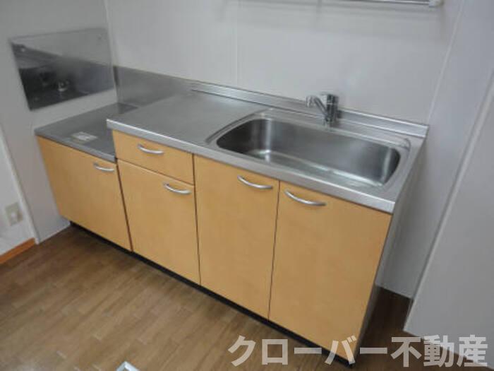 キッチン　アーンジュハイツC棟C102