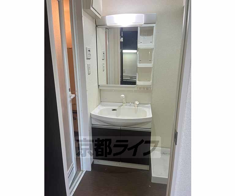 洗面設備　７．１帖のＤＫです。