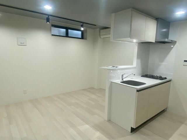 居室・リビング　※別部屋参考写真