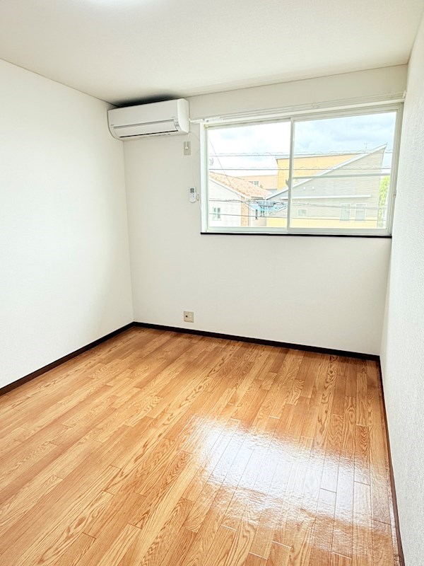 居室・リビング　洋室６帖☆