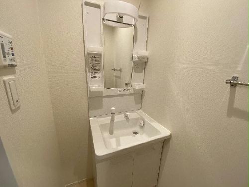 洗面設備　洗面台です。