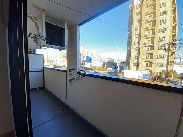 バルコニー　バルコニーがあります