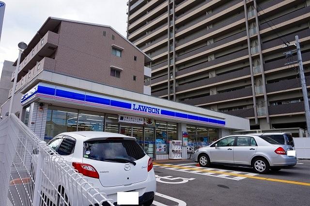 コンビニ　ローソン新高槻城北店（コンビニ）まで112m
