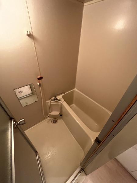 バス・シャワールーム　綺麗なお風呂です。