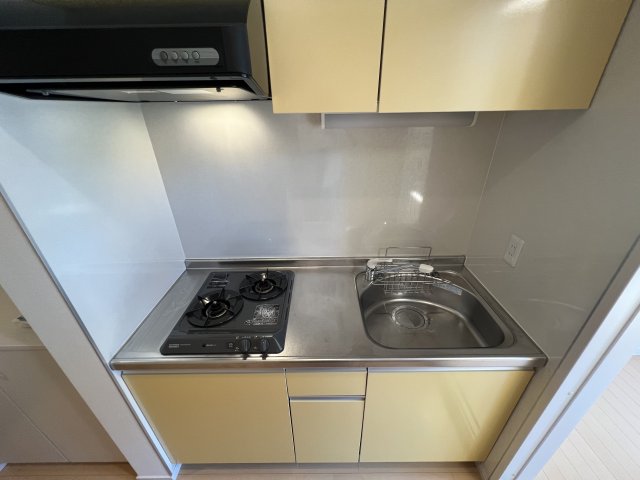 キッチン　2口ガスコンロ付で機能的なキッチンです！