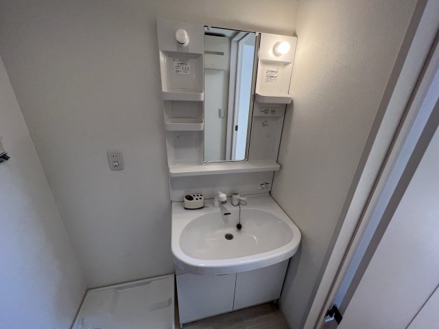 洗面設備　独立洗面化粧台付きでおすすめです！