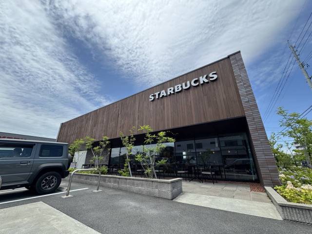 飲食店　スターバックス コーヒー 岡山青江店（飲食店）まで1438m
