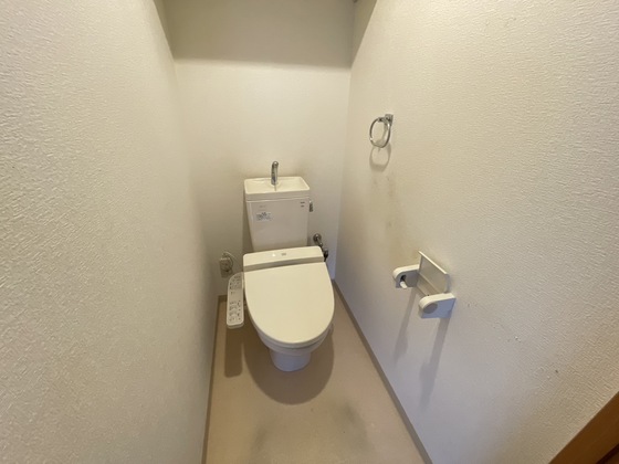 トイレ　※別部屋の写真です