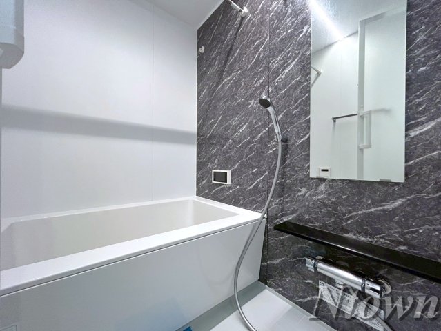 バス・シャワールーム　日々の疲れを癒すお風呂付です