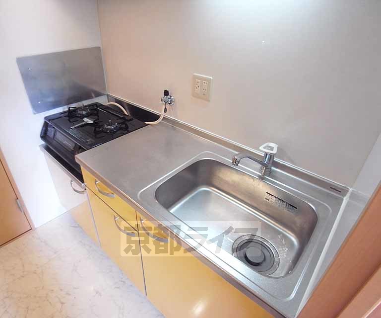 キッチン　コンロ好きなもの置いていただけます・