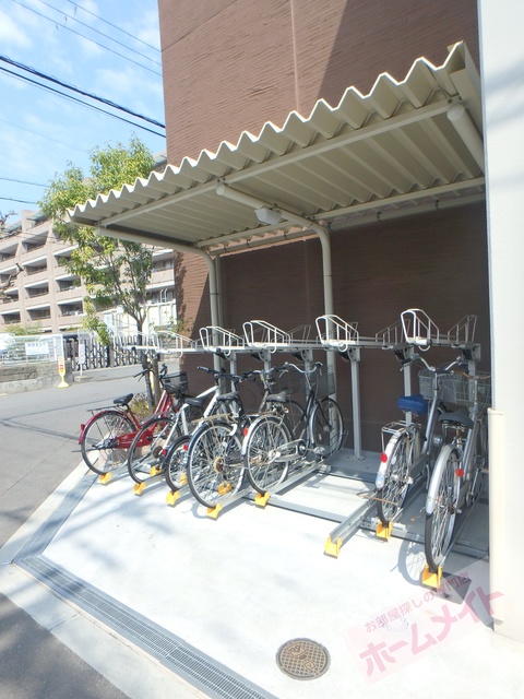 駐車場　駐輪場