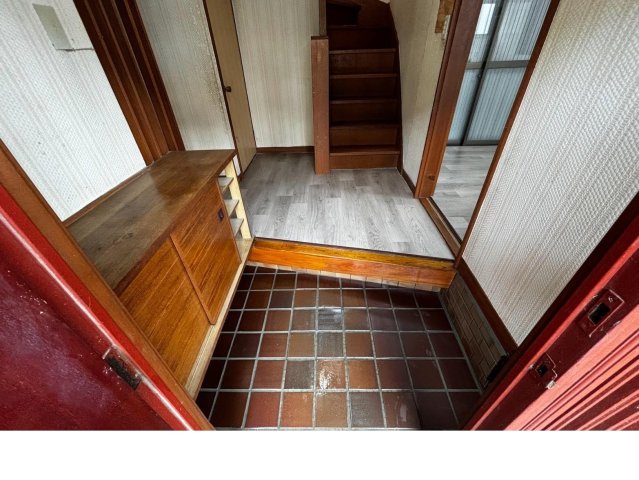 玄関　広々とした玄関があなたをお出迎え！