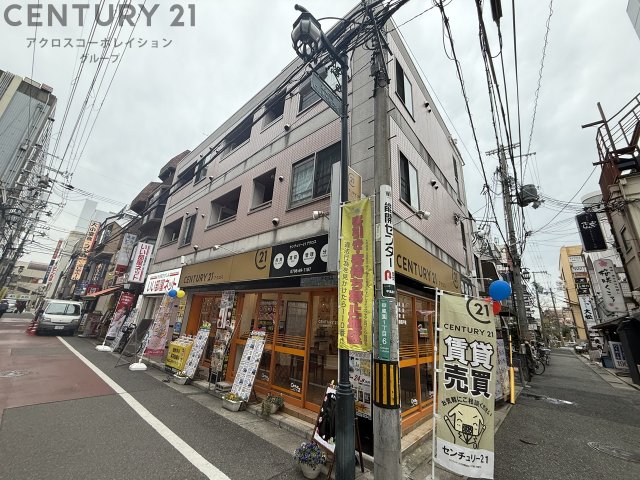 建物外観　TVインターホン付きで安心です