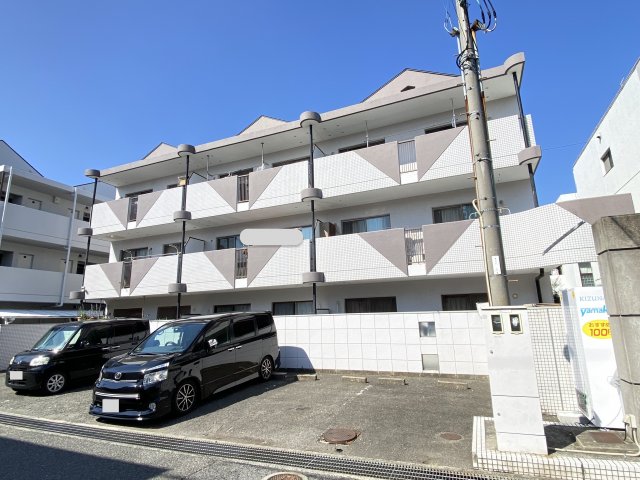 建物外観　外観は落ち着いています