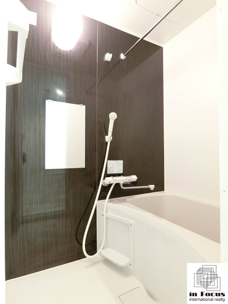 バス・シャワールーム　寒い札幌でも洗濯物がカラッと乾く浴室乾燥機