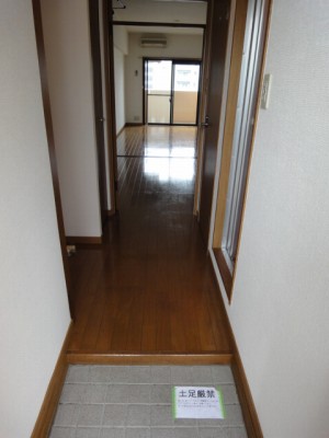 玄関　シンプルで使いやすい玄関です