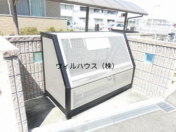 その他共有部分　ゴミ置き場！