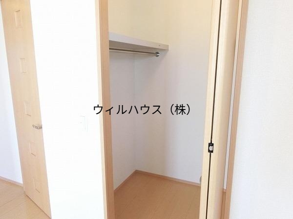 収納　ウォークインクローゼット！