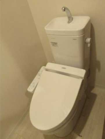 トイレ　プレディアンスフォート田端のトイレ