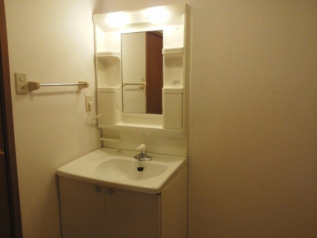 洗面設備　広い洗面スペース