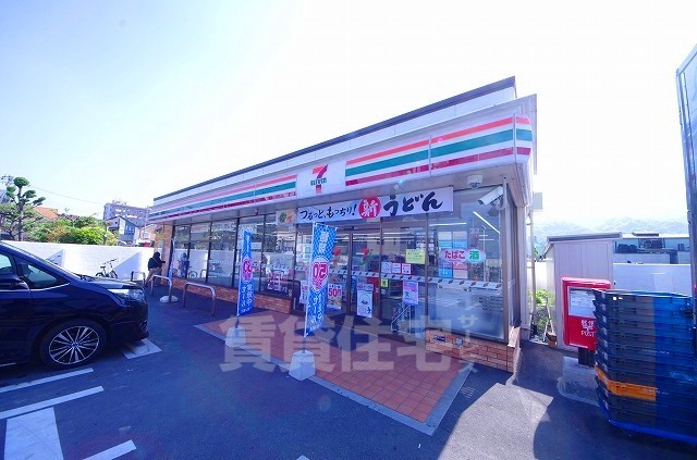 コンビニ　セブンイレブン　東大阪横小路4丁目店（コンビニ）まで282m
