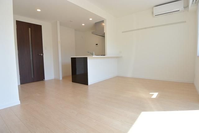 居室・リビング　★ひろびろ使えるリビングルーム★