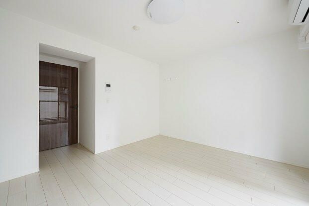 その他部屋・スペース　落ち着いて過ごせるお部屋なので、寝室にいかがでしょうか