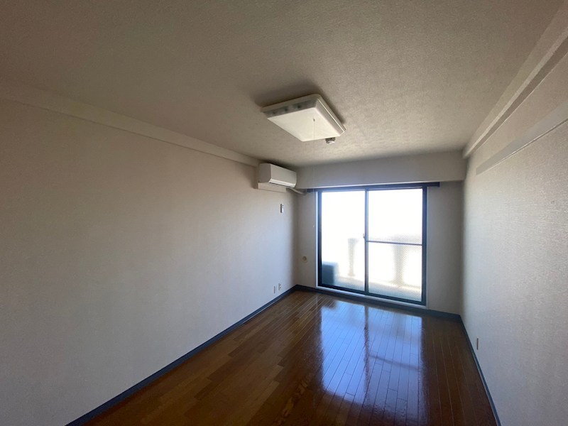 居室・リビング　別室参照