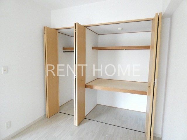 収納　クローゼット