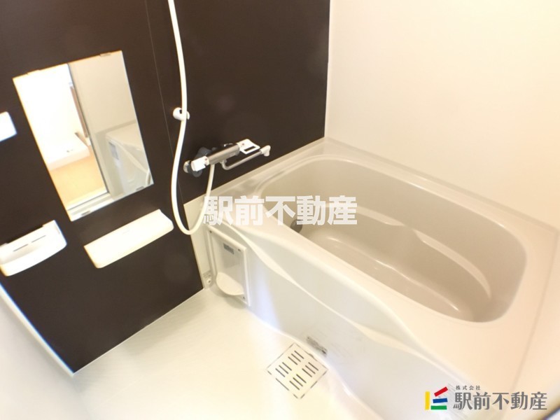 バス・シャワールーム　綺麗な浴室です♪