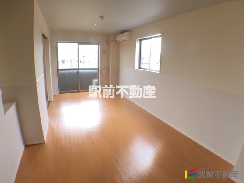 居室・リビング　約１１帖のリビングです