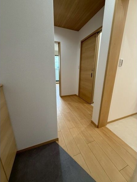 玄関　初期費用分割可★ご希望の場所まで無料送迎サービス付♪