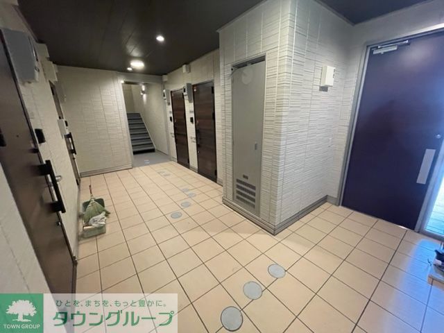 エントランス　エントランス