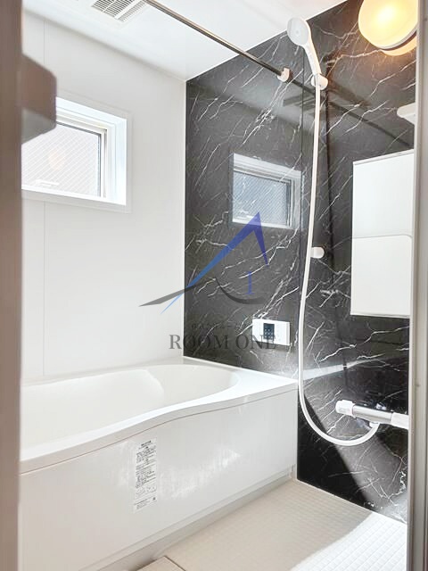 バス・シャワールーム　お風呂です。