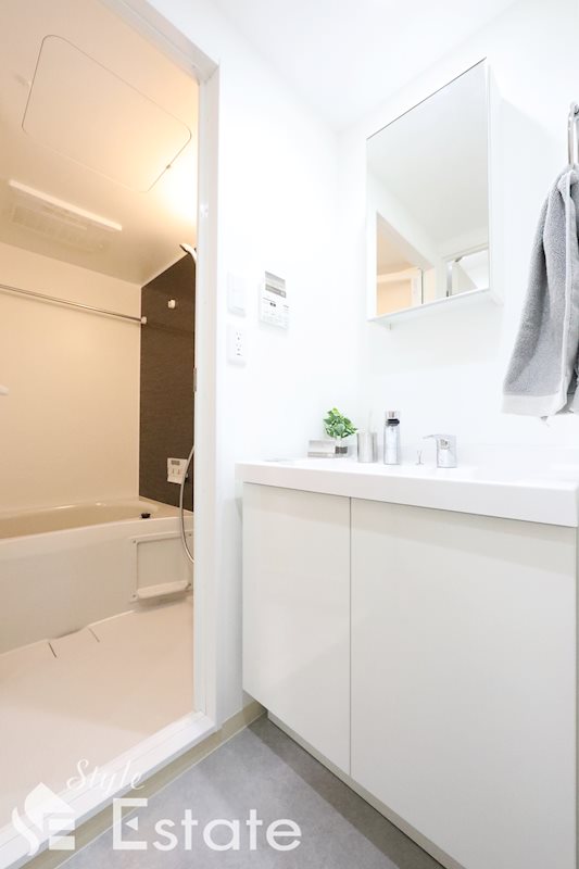 洗面設備　独立洗面台