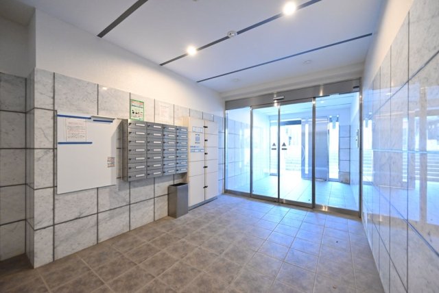 ロビー　建物の内部です