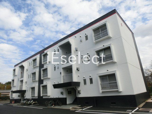 建物外観　リノベーション物件、ペット飼育相談可