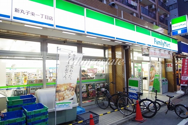コンビニ　ファミリーマート 新丸子東一丁目店（コンビニ）まで174m