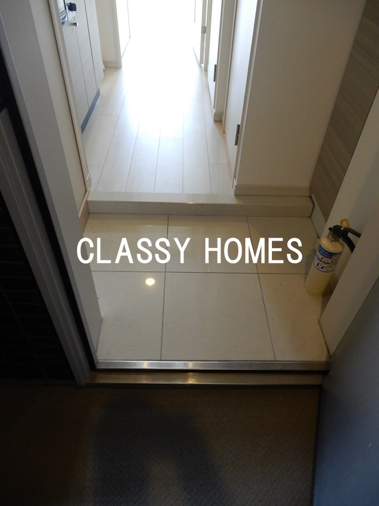 玄関　2013年竣工 ガーラ・ヴィスタ大井仙台坂：玄関